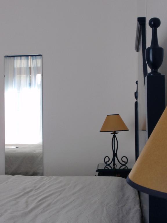 Alentejano Low Cost Hotel Эштремош Номер фото